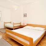 With A Parking Space Baska Voda, Makarska - 6057 Апартаменты Башка-Вода
